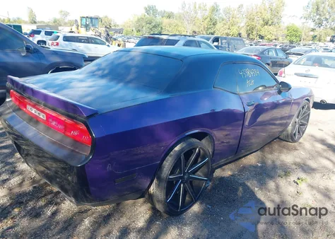 2013 Dodge Challenger Sxt z USA, uszkodzony, nr VIN 2C3CDYAG4DH663072